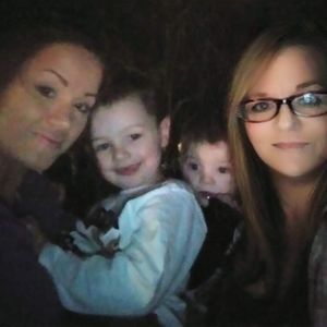 Meet your Posher, Dana